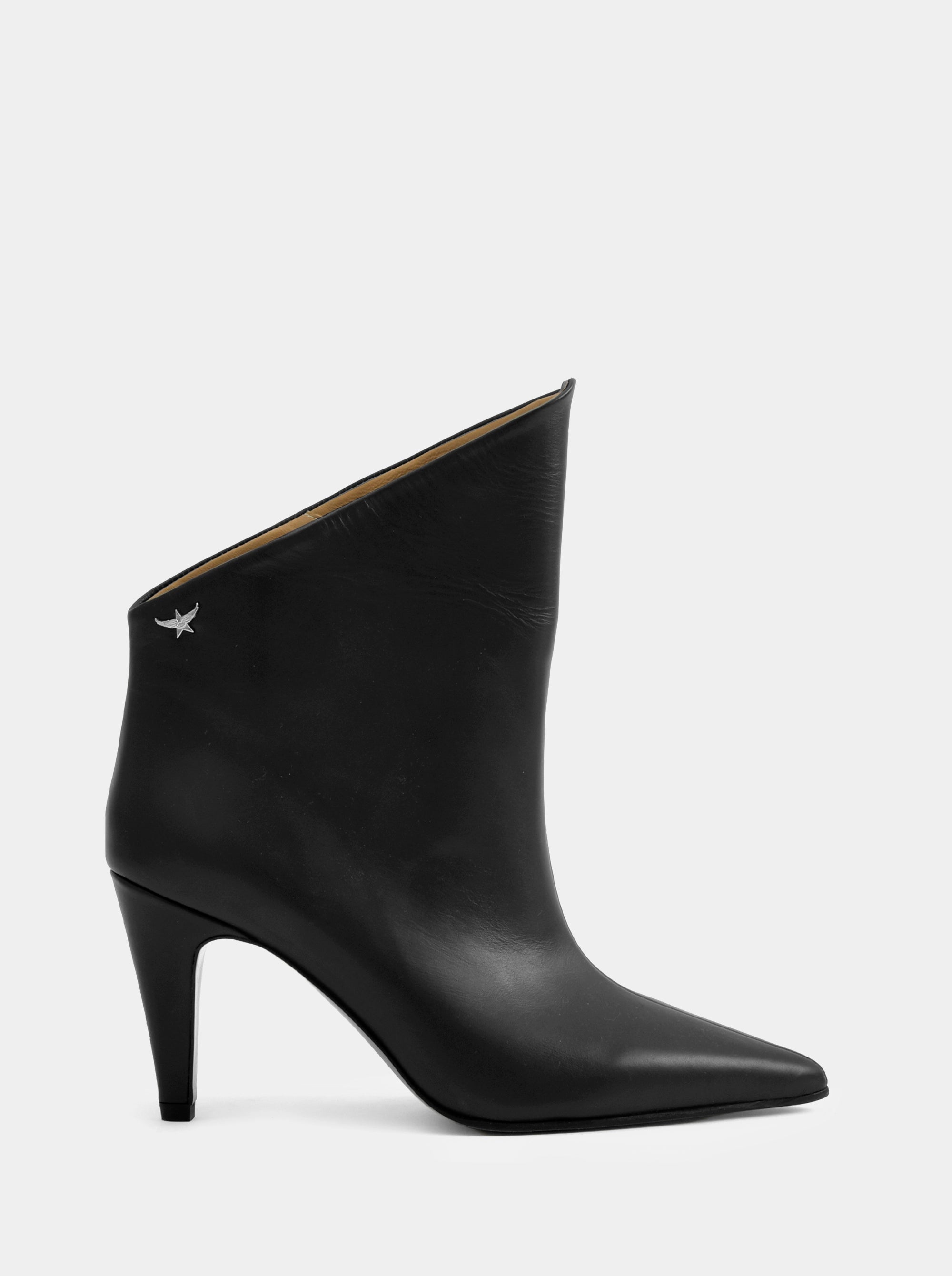 SM-09 BLACK LEATHER BOOTIES