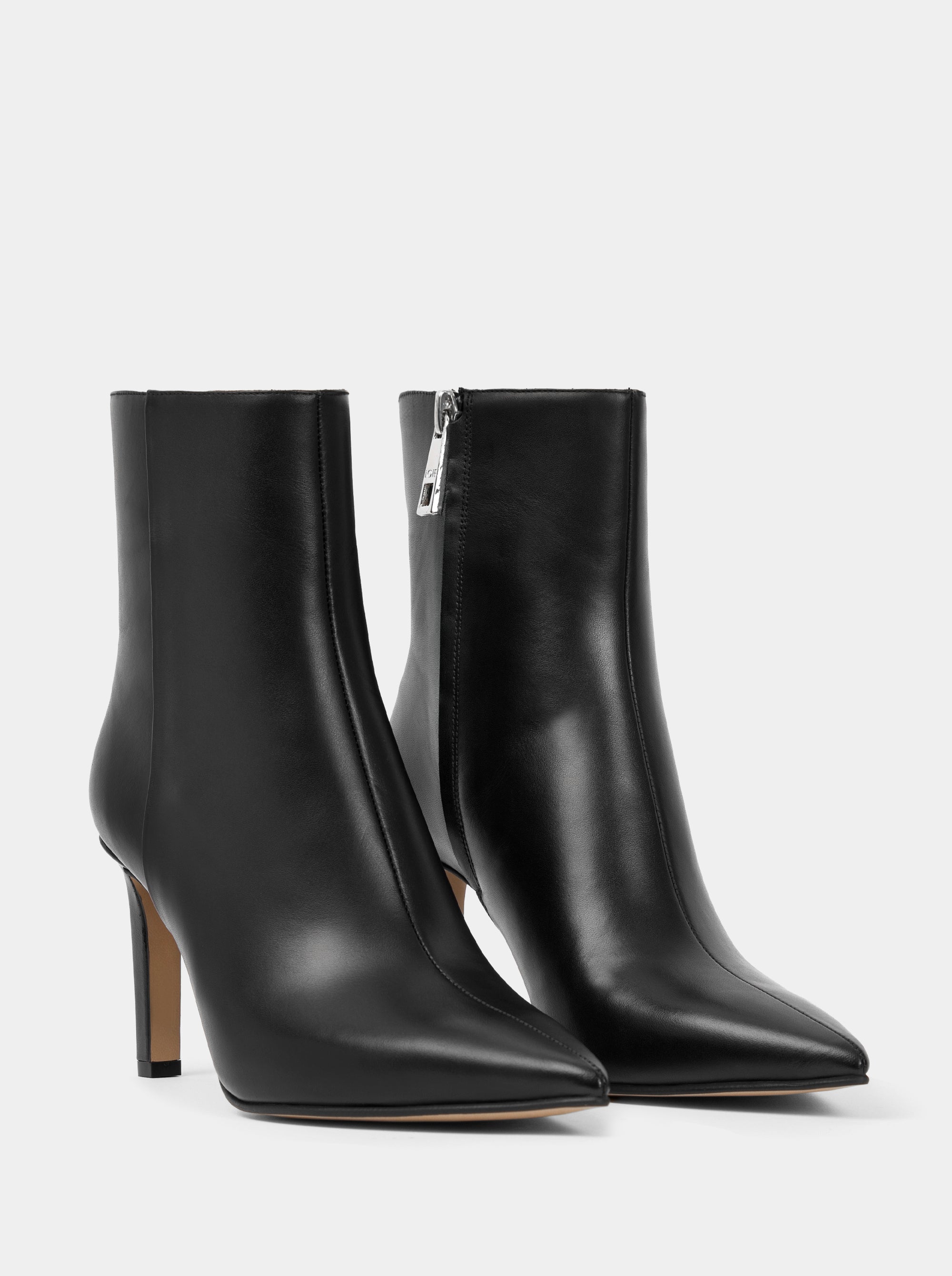 ELSA BLACK LEATHER BOOTIES