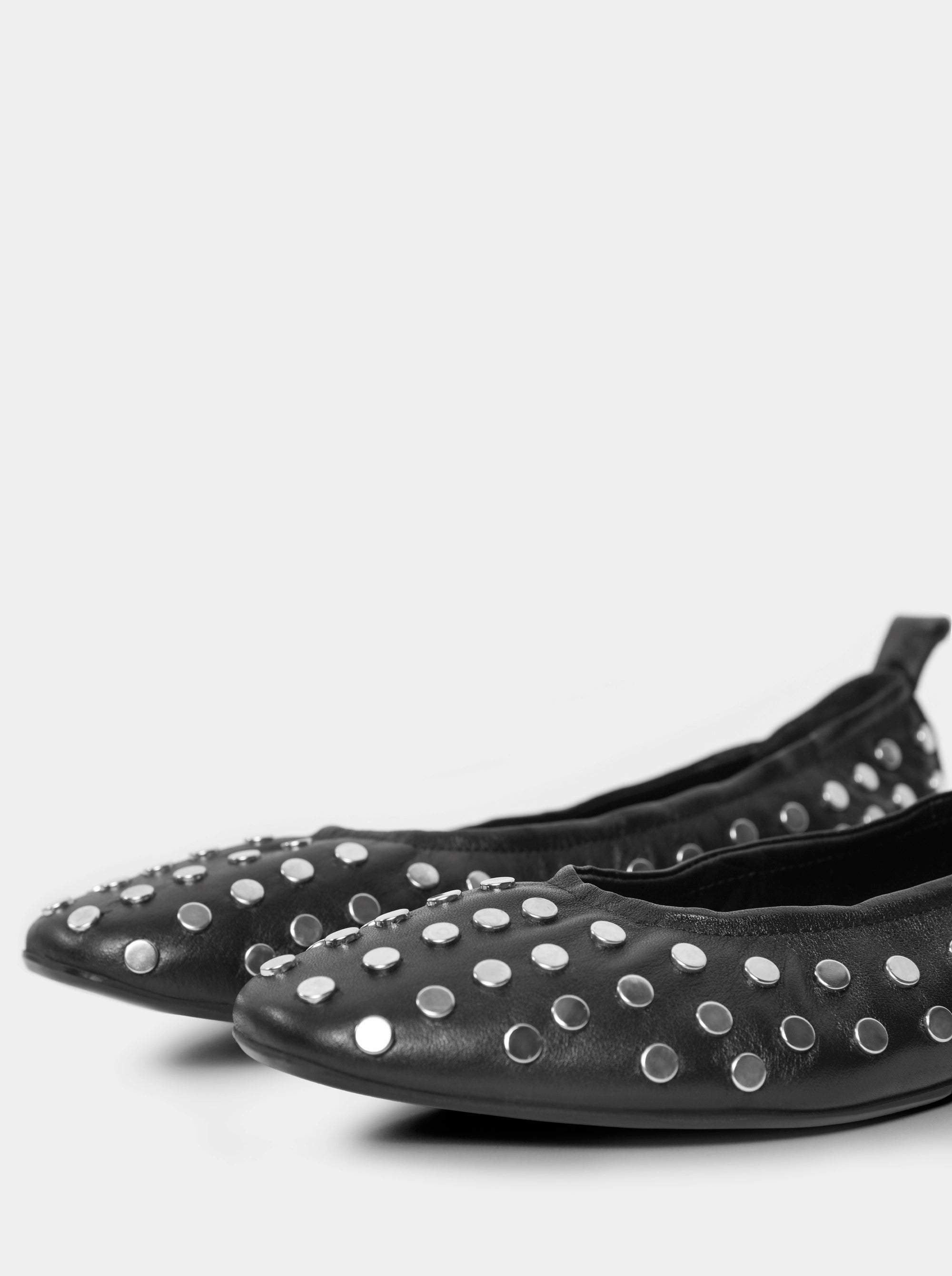 AMOR BLACK LEATHER BALLET FLATS