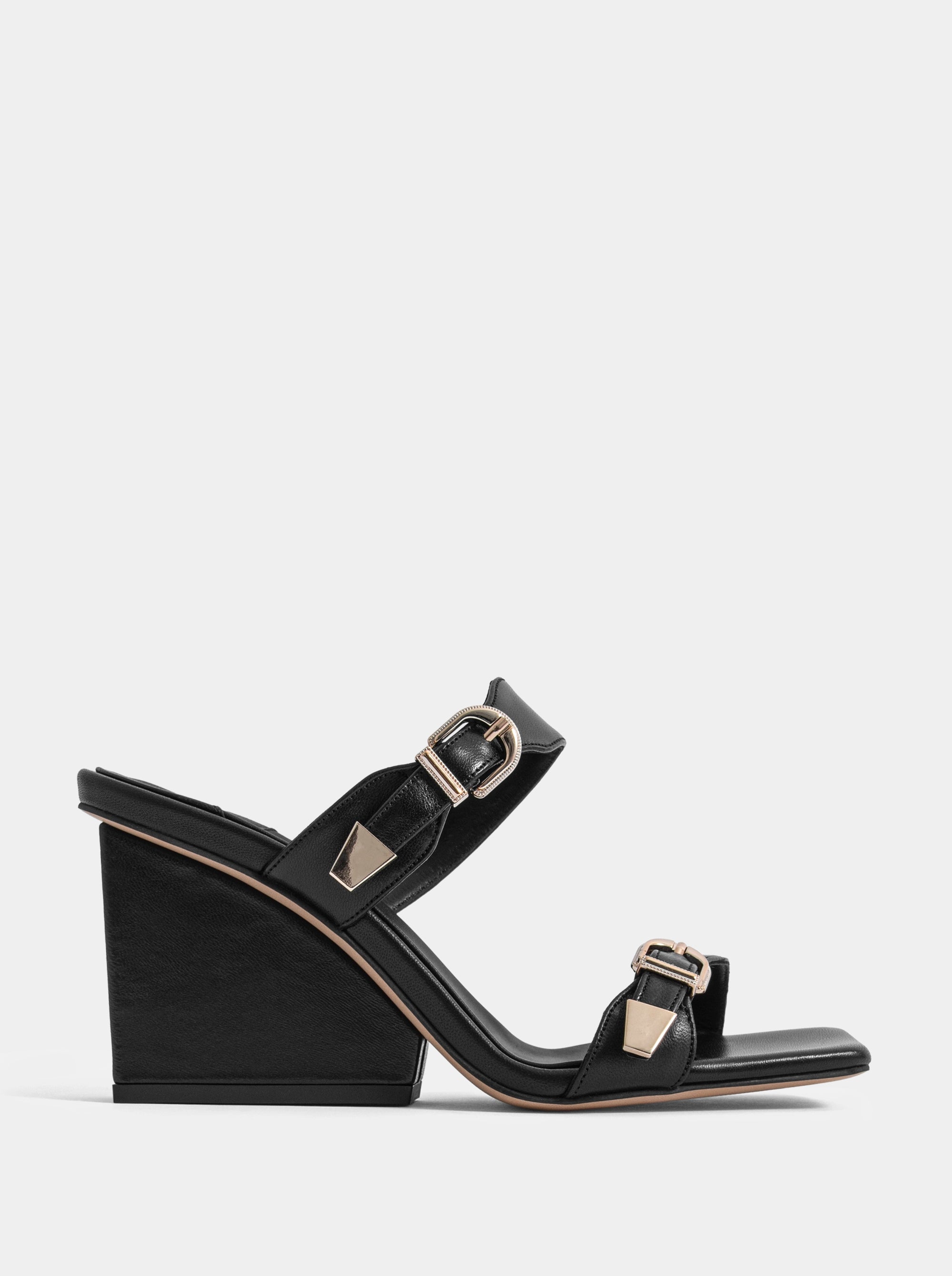 AURELIA BLACK LEATHER SANDALS