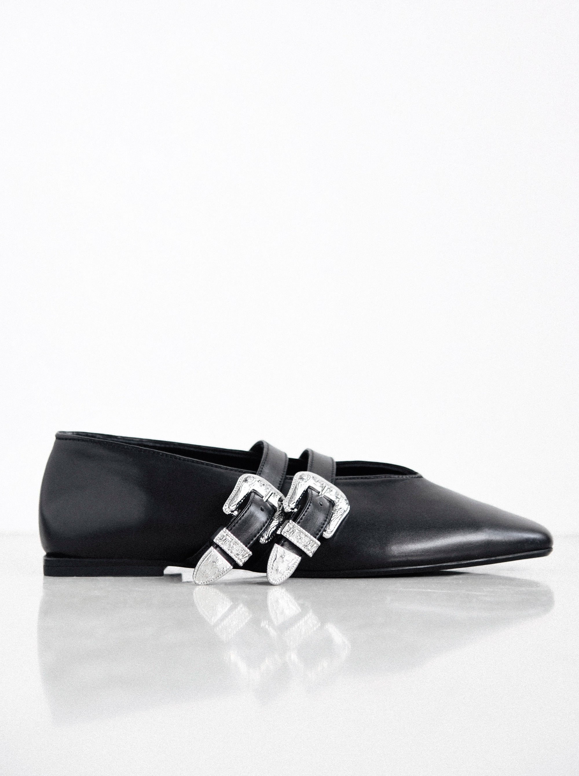 CASABLANCA BLACK LEATHER BALLET FLATS