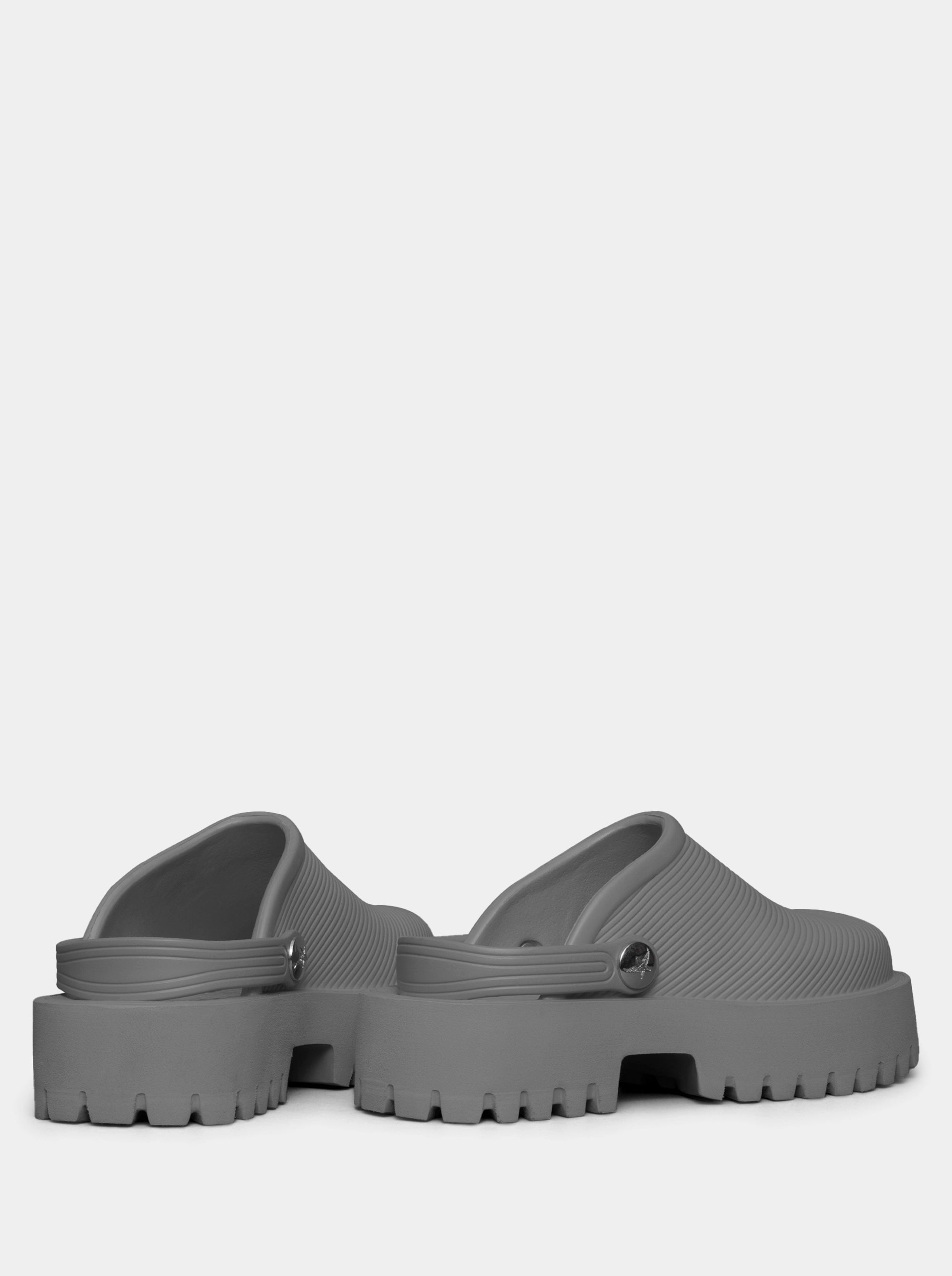 COSMOS GRAY SLIPPERS