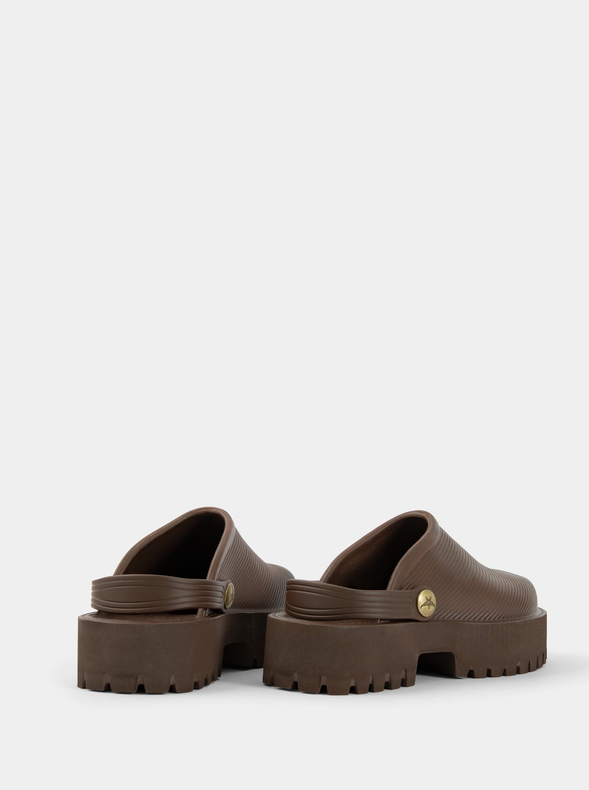 COSMOS CHOCOLATE SLIPPERS