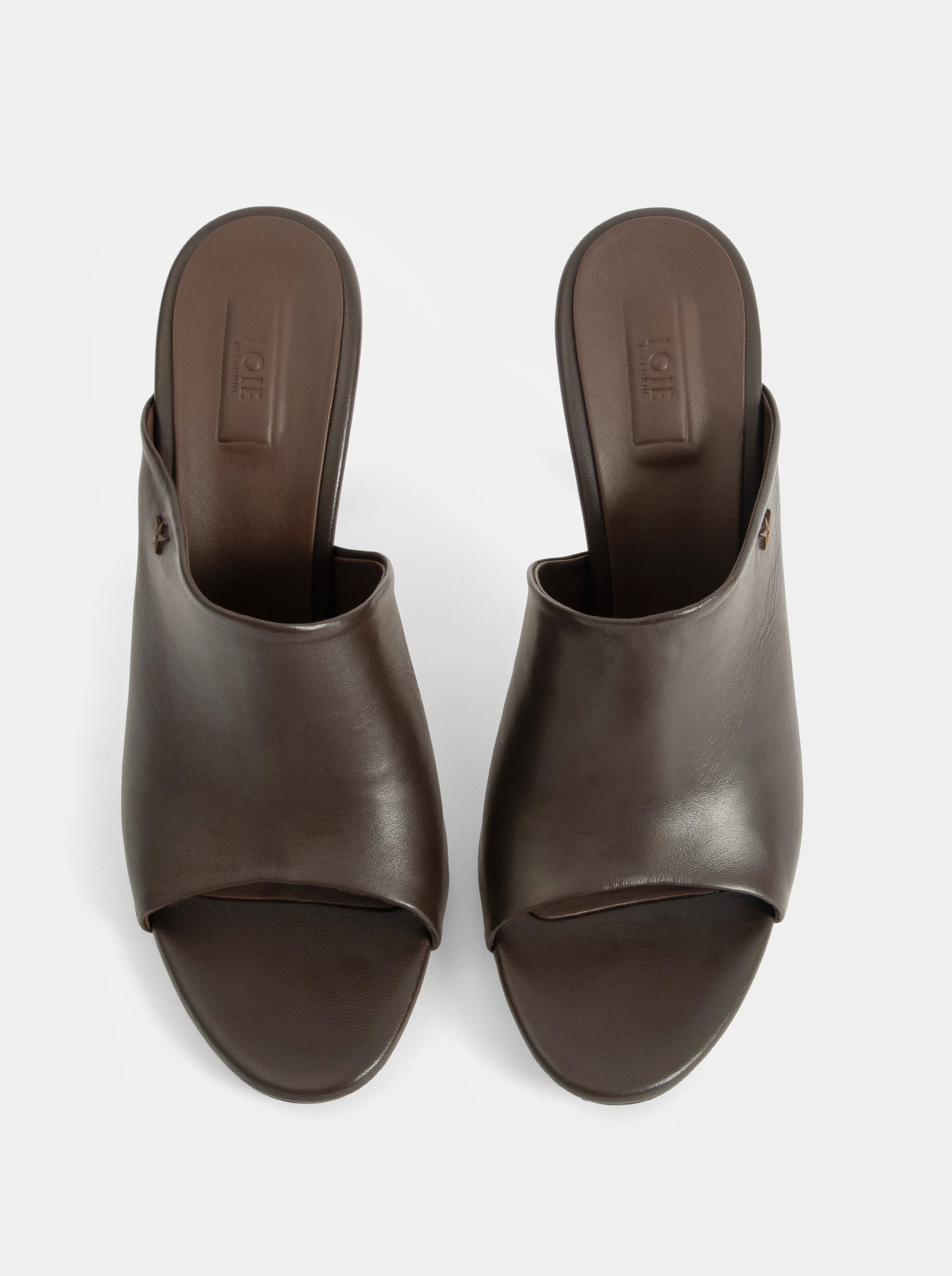 CUT DARK BROWN LEATHER SANDALS