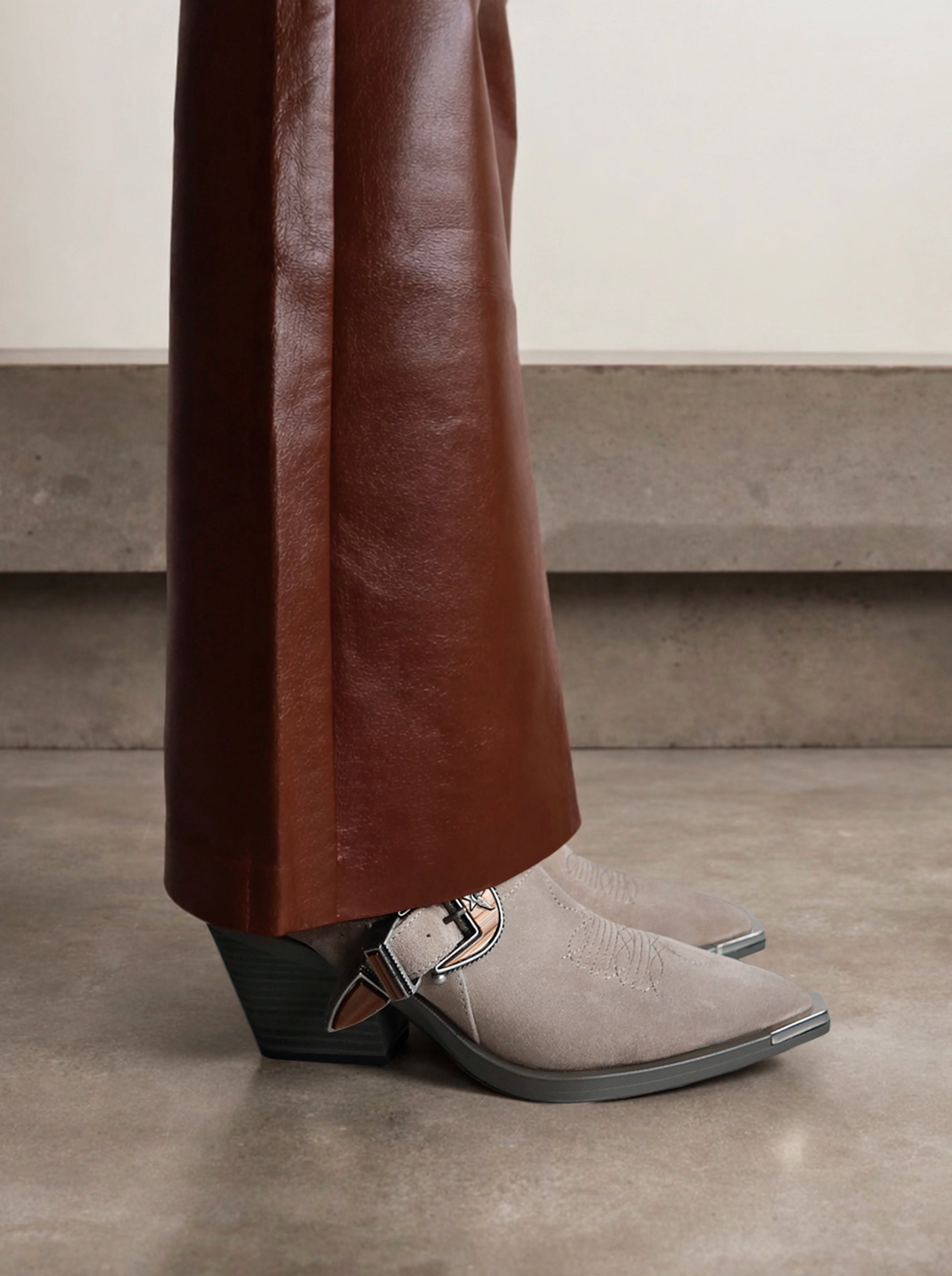 ERICA GRAY SEUDE MULES SLIPPERS