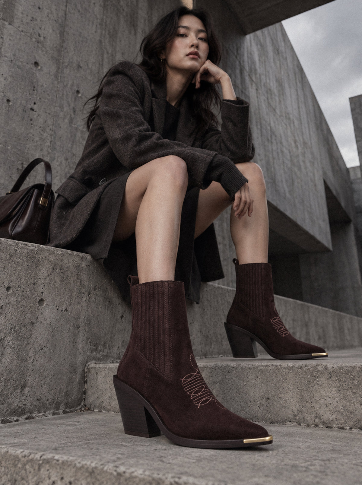NELLA BROWN SUEDE BOOTIES