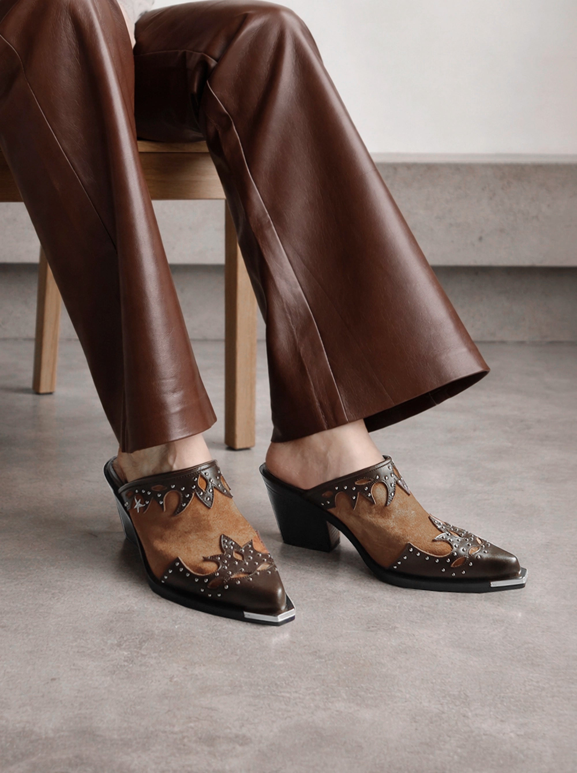 NEW VIVA BROWN LEATHER MULES SLIPPERS