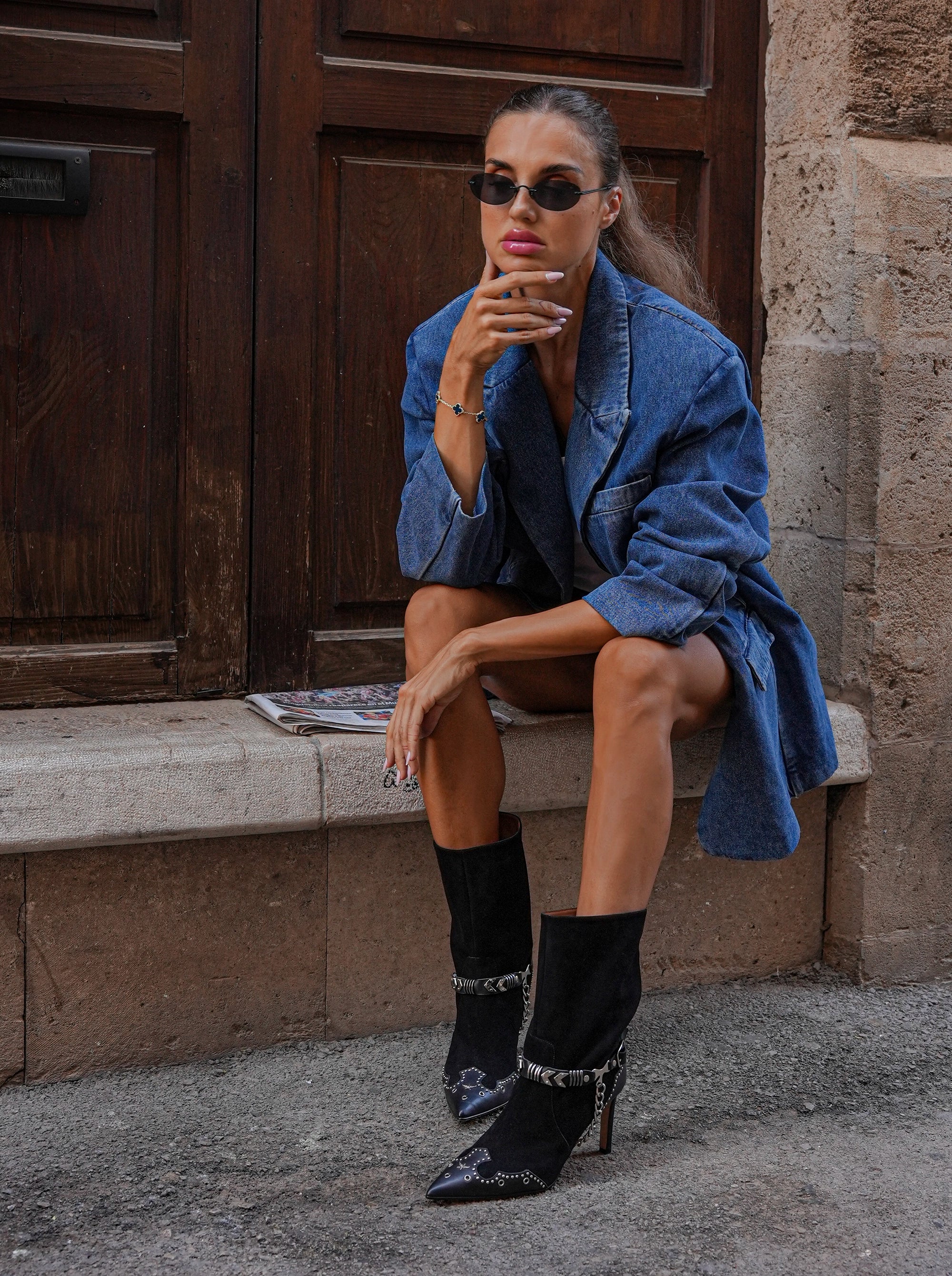 PERLA BLACK SUEDE BOOTIES