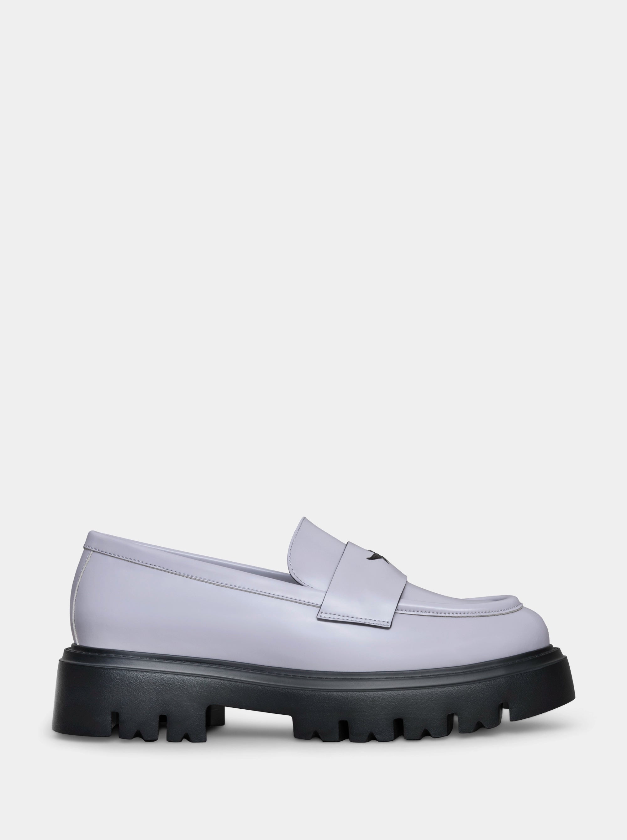 SM-36 SANDERO LILAC SHOES