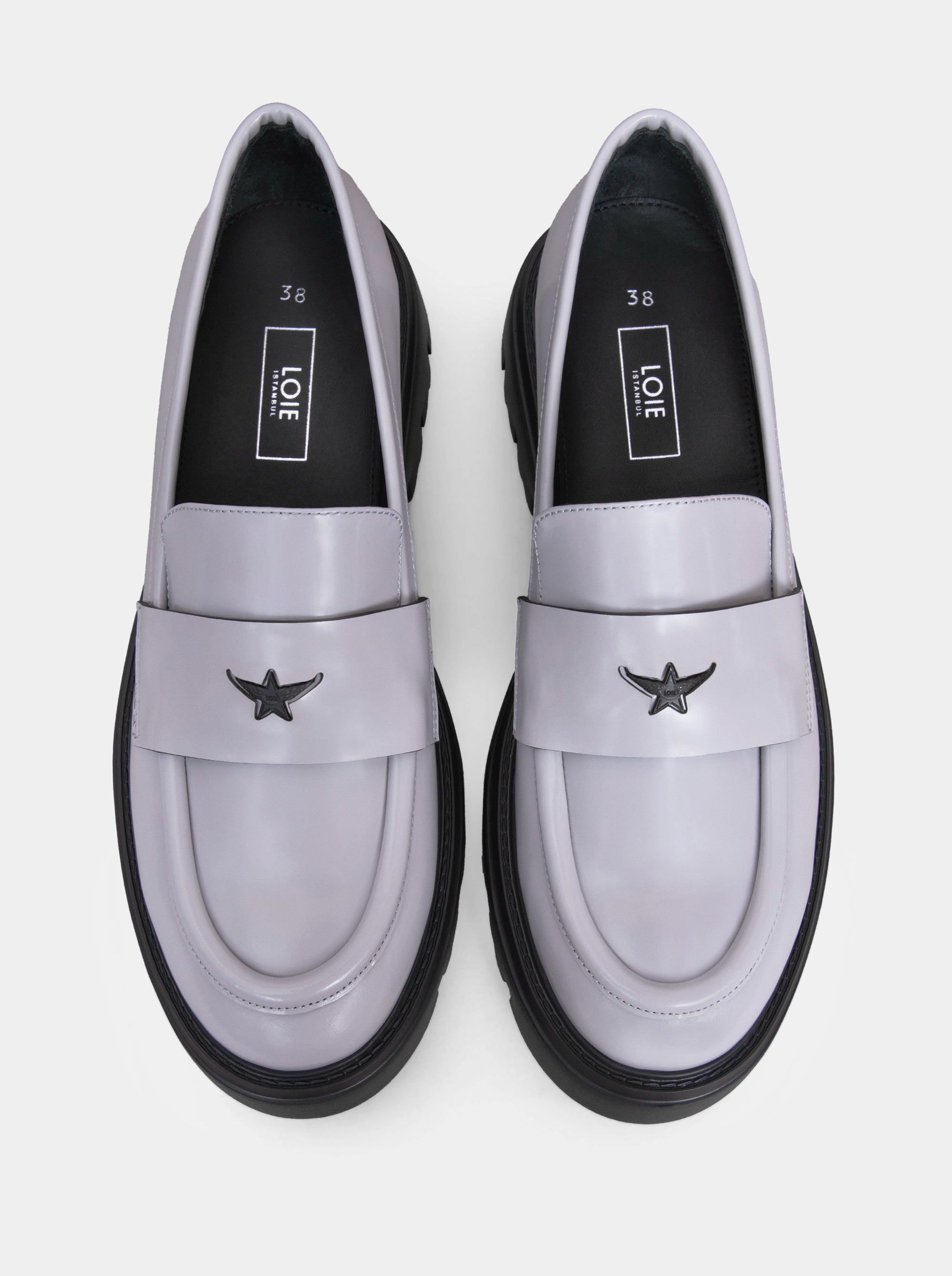 SM-36 SANDERO LILAC SHOES