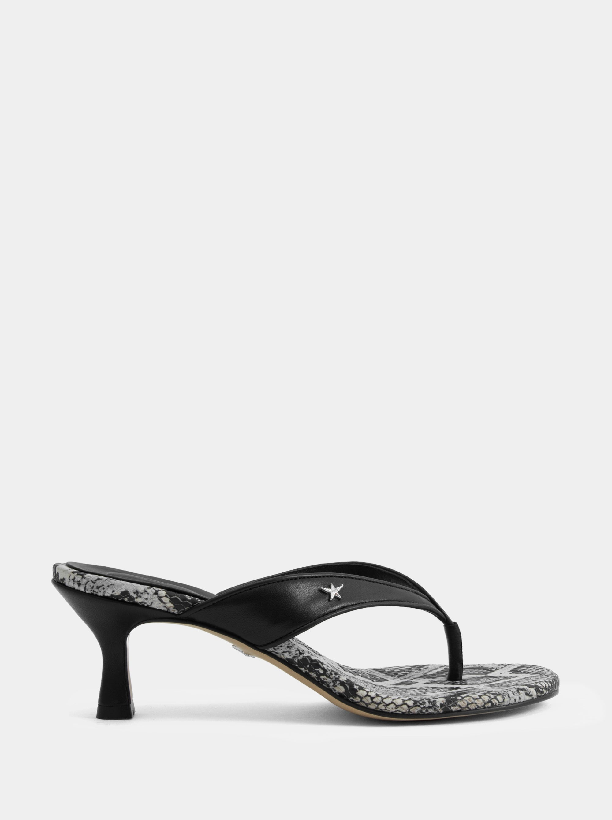 CHIC SNAKE SANDALS