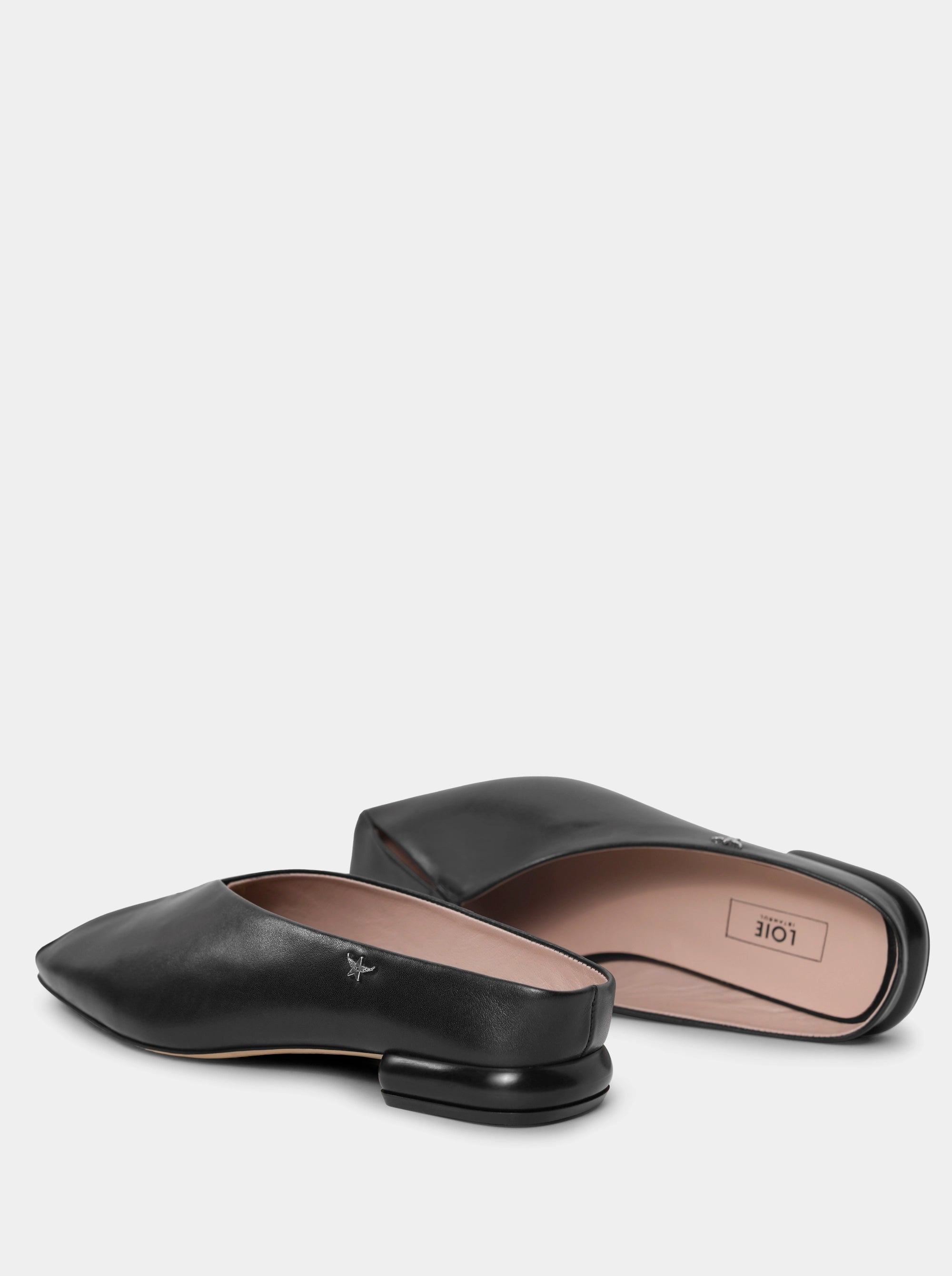 SIMA BLACK LEATHER SLIPPERS