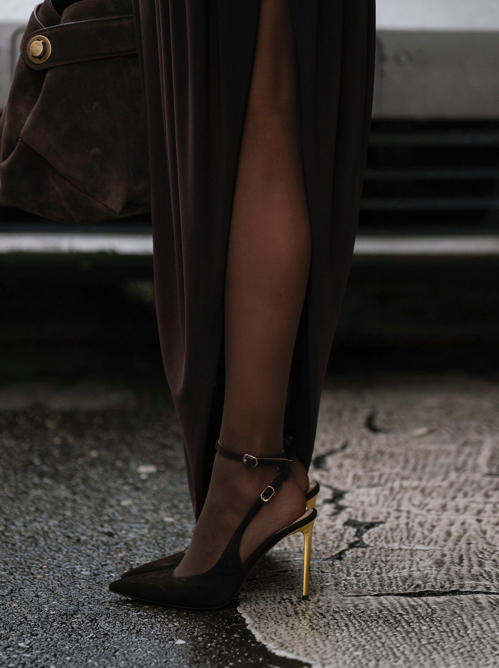 WANDA BROWN SUEDE PUMPS