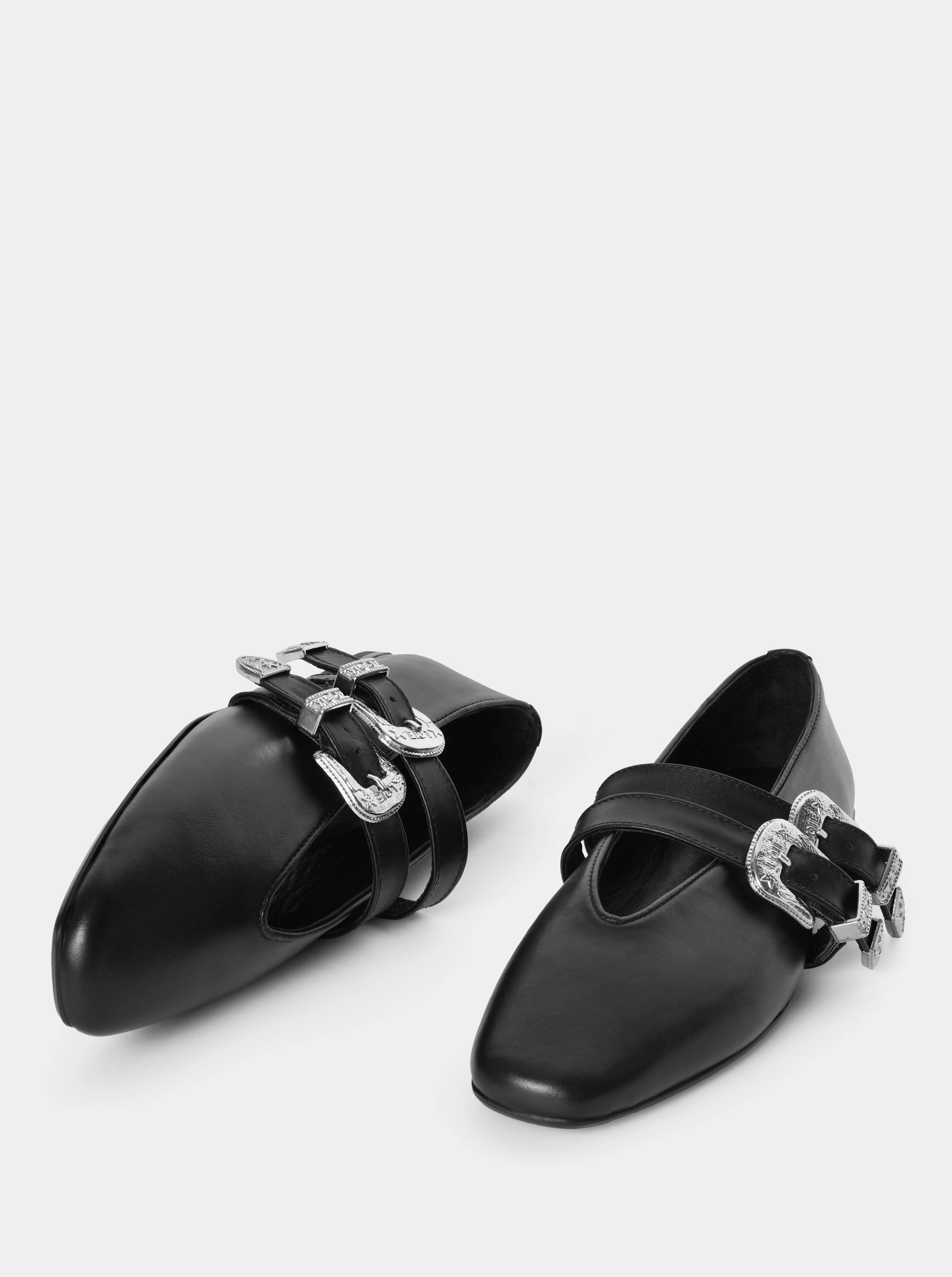 CASABLANCA BLACK LEATHER BALLET FLATS