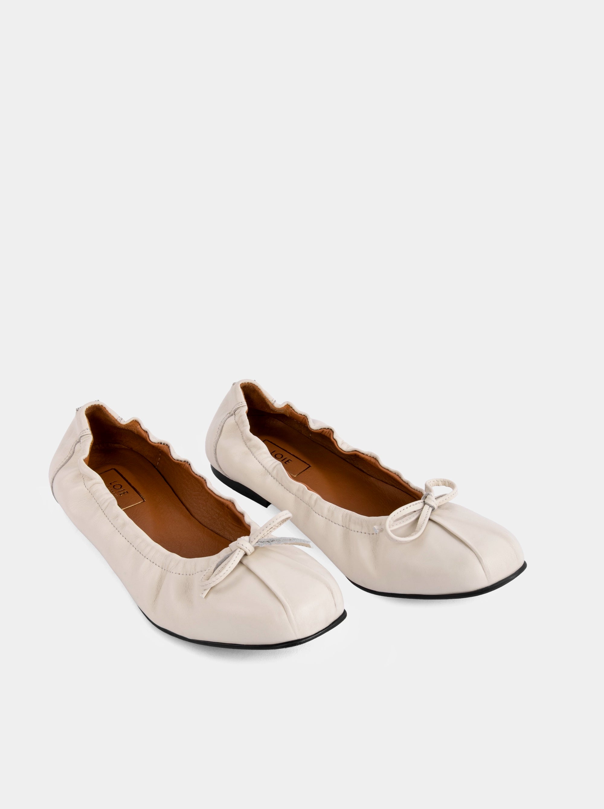 CLOUD BEIGE LEATHER BALLET FLATS