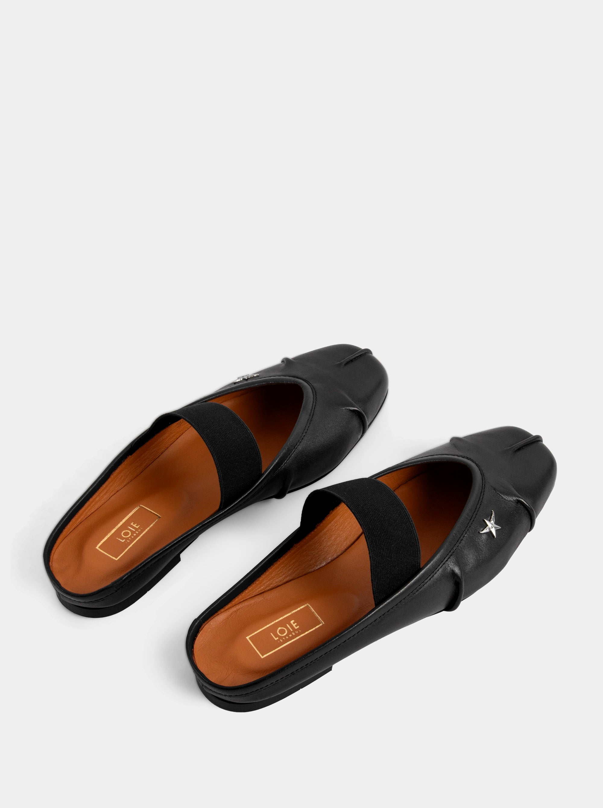 DUDE BLACK LEATHER BALLET FLATS