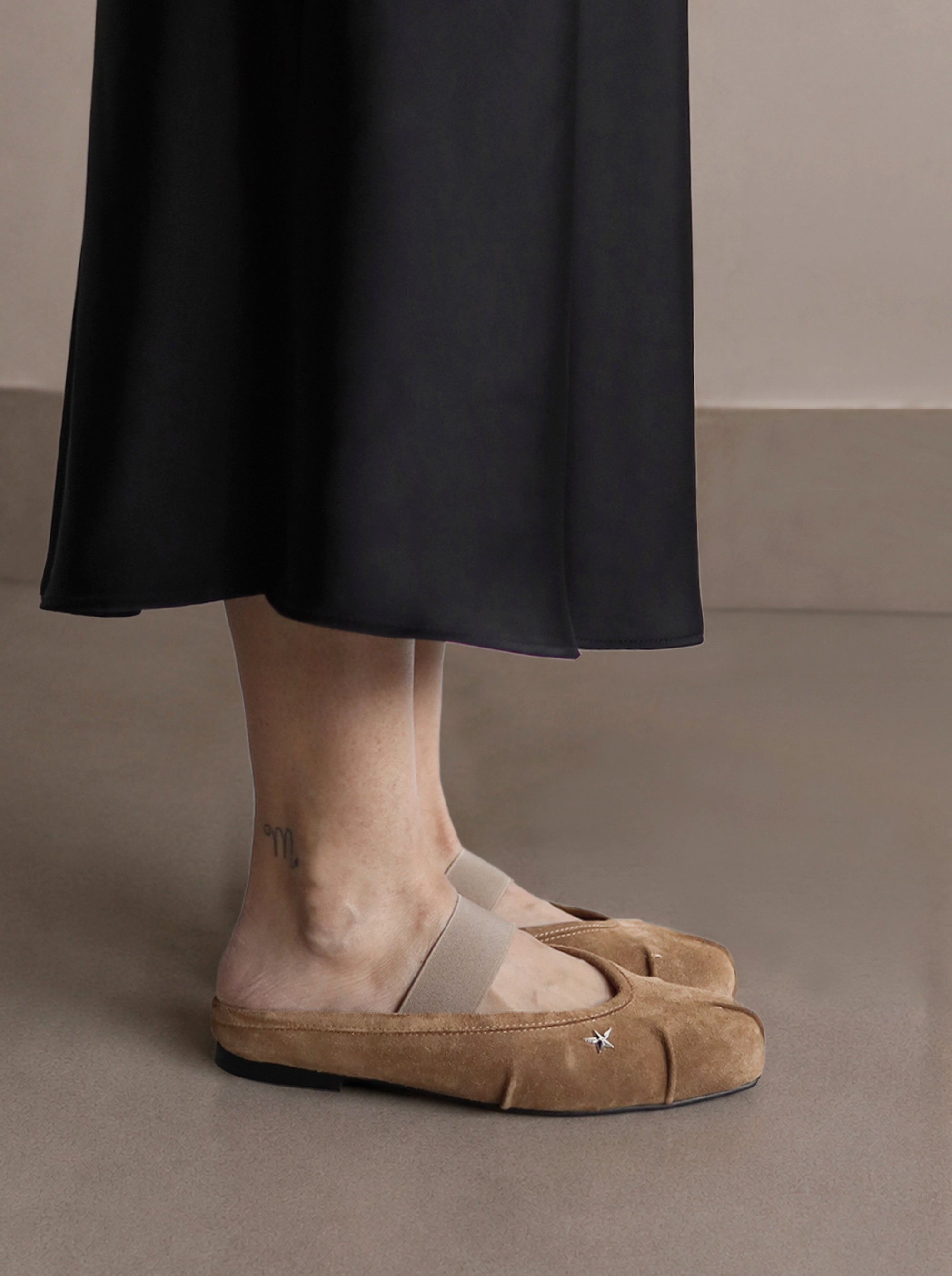 DUDE CAMEL SUEDE BALLET FLATS