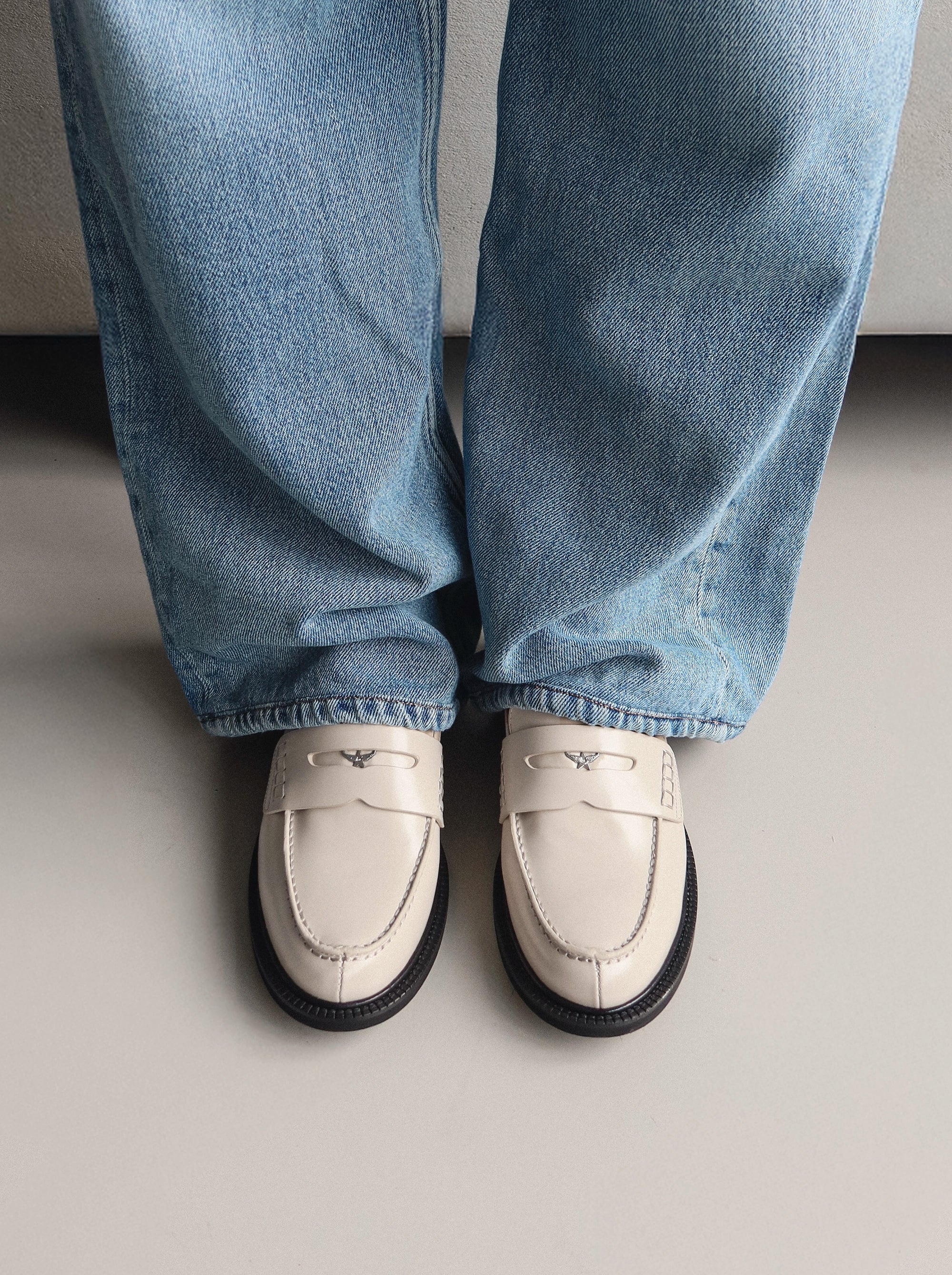 ELITE BEIGE BRUSHED LEATHER SHOES