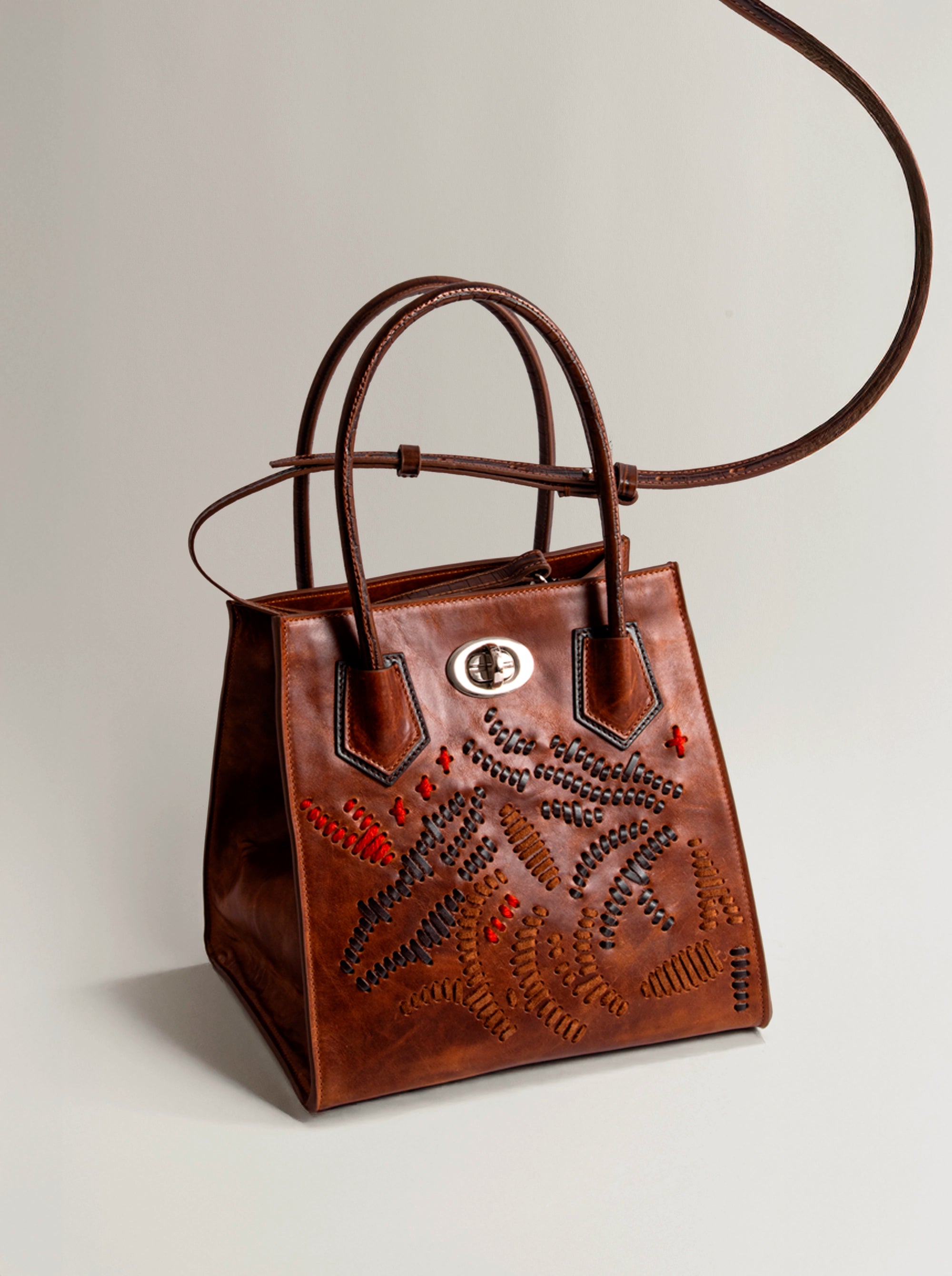 ESSENTIAL CARAMAL BROWN LEATHER BAG