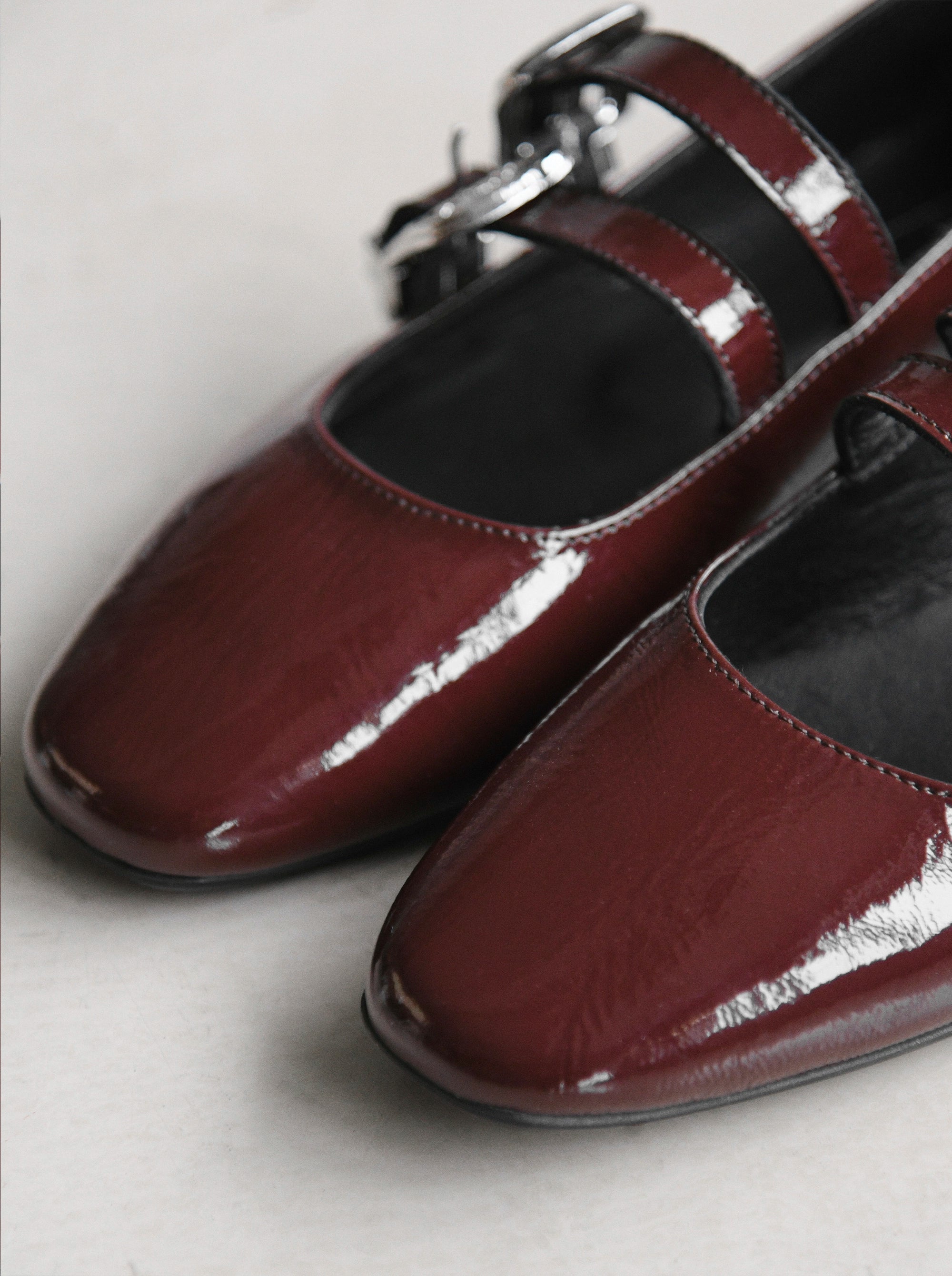 HANNAH BURGUNDY NAPLAK PATENT BALLET FLATS