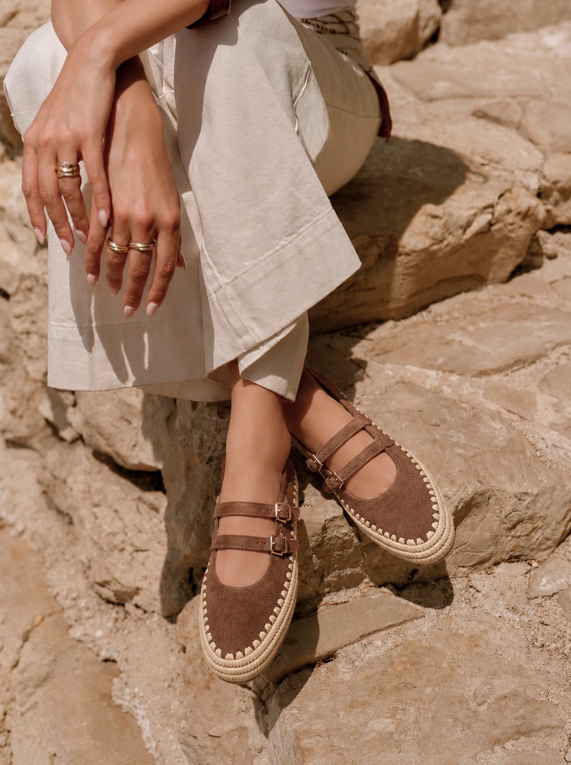 CLOUD BEIGE LEATHER BALLET FLATS