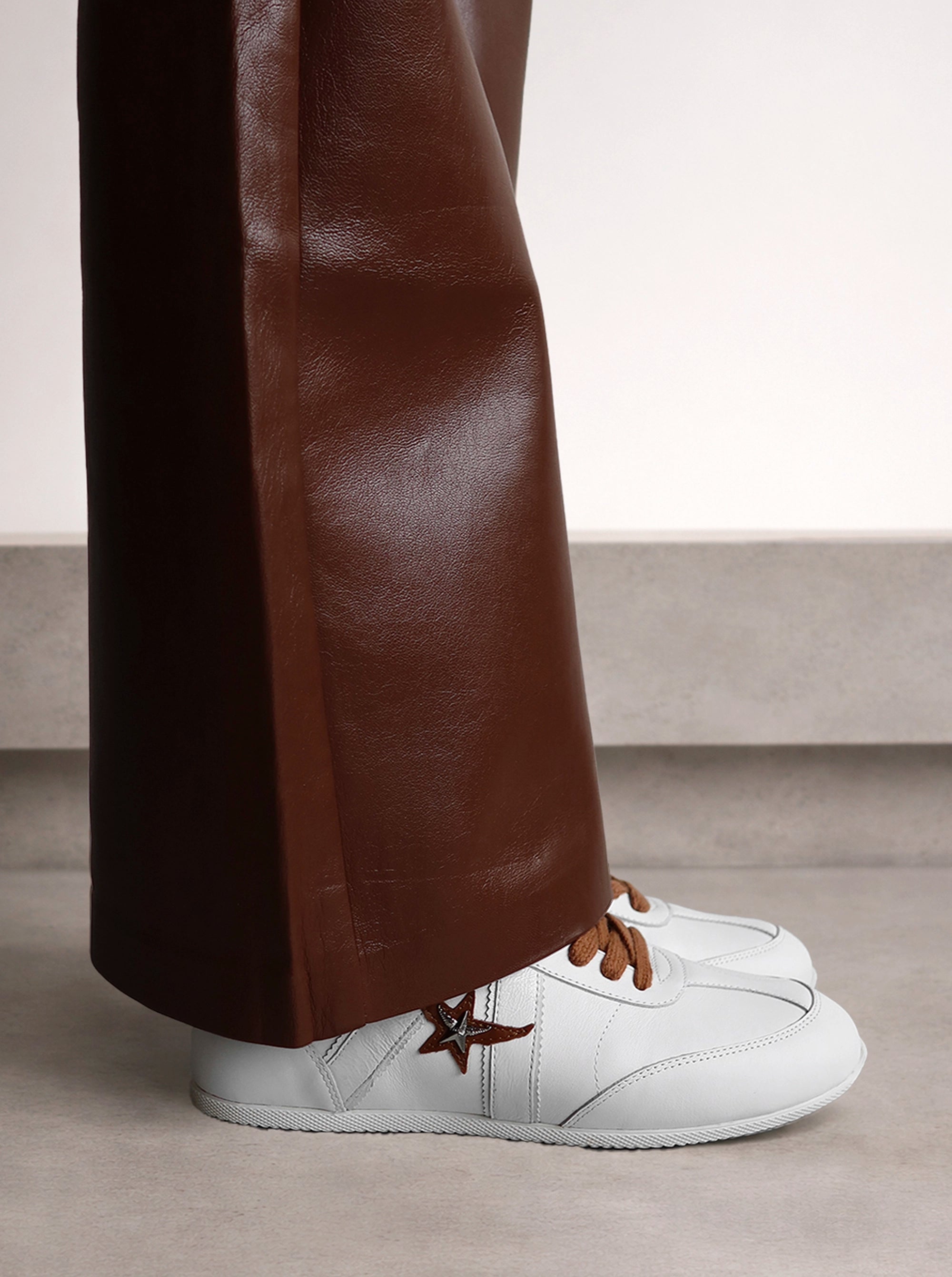 JUDD WHITE CARAMEL BROWN SNEAKERS