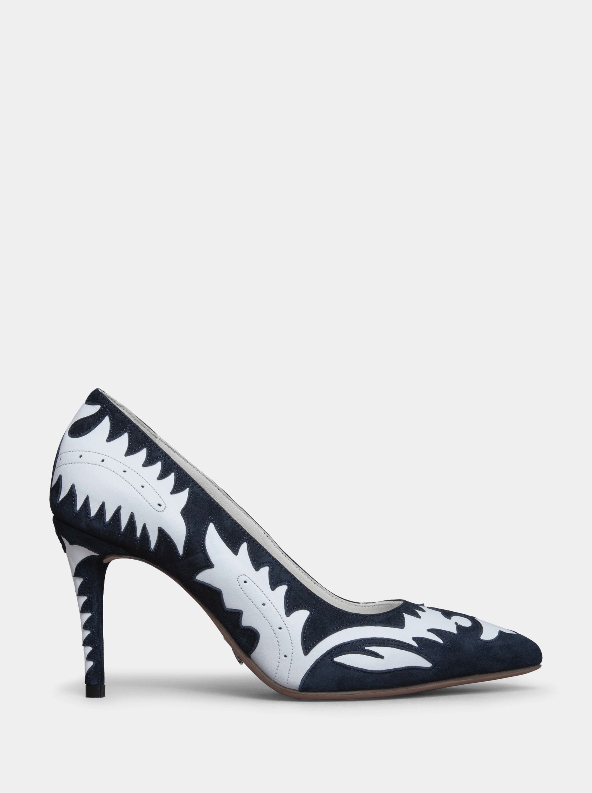 LEAF NAVY PUMPS