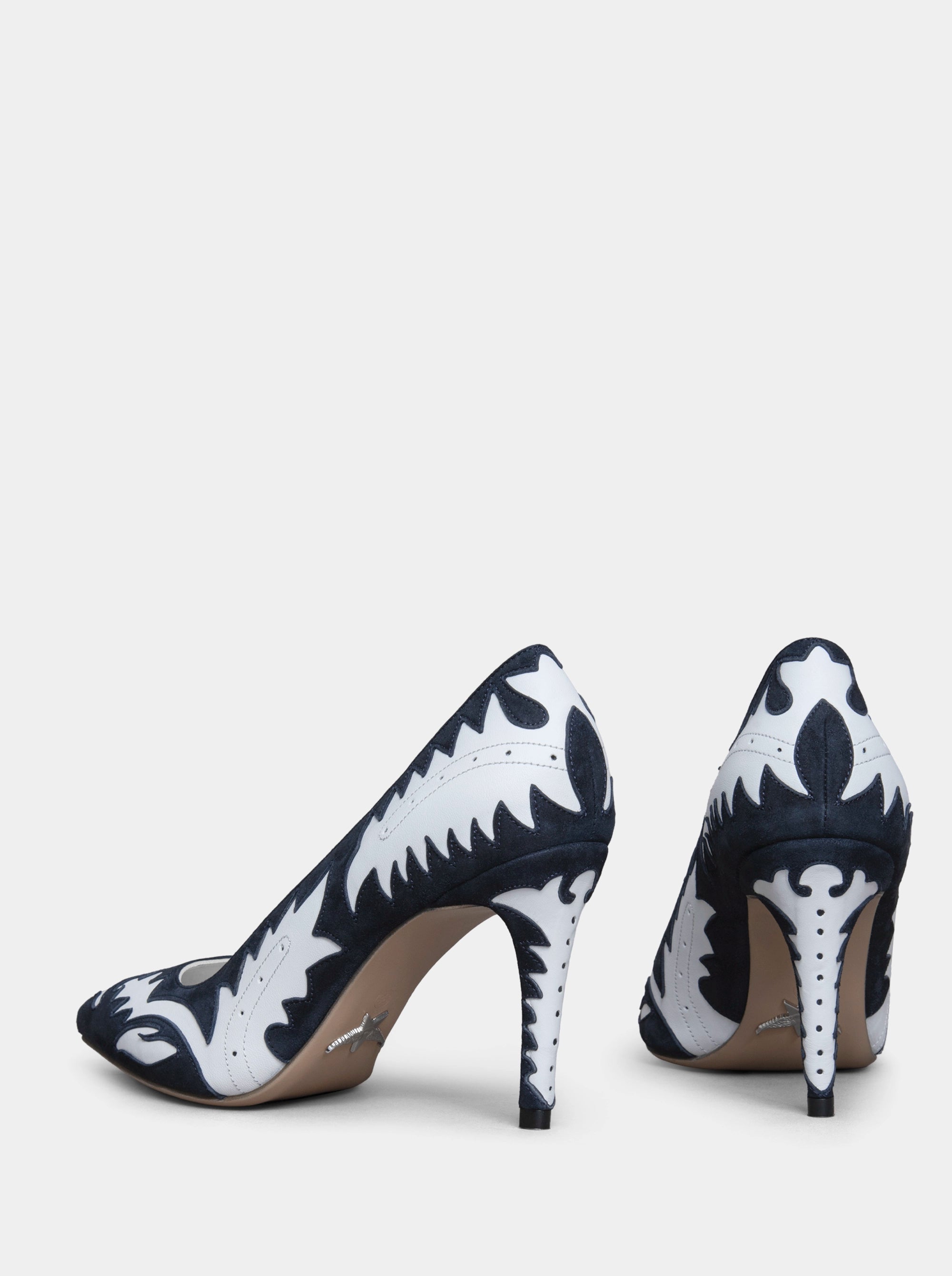 LEAF NAVY PUMPS