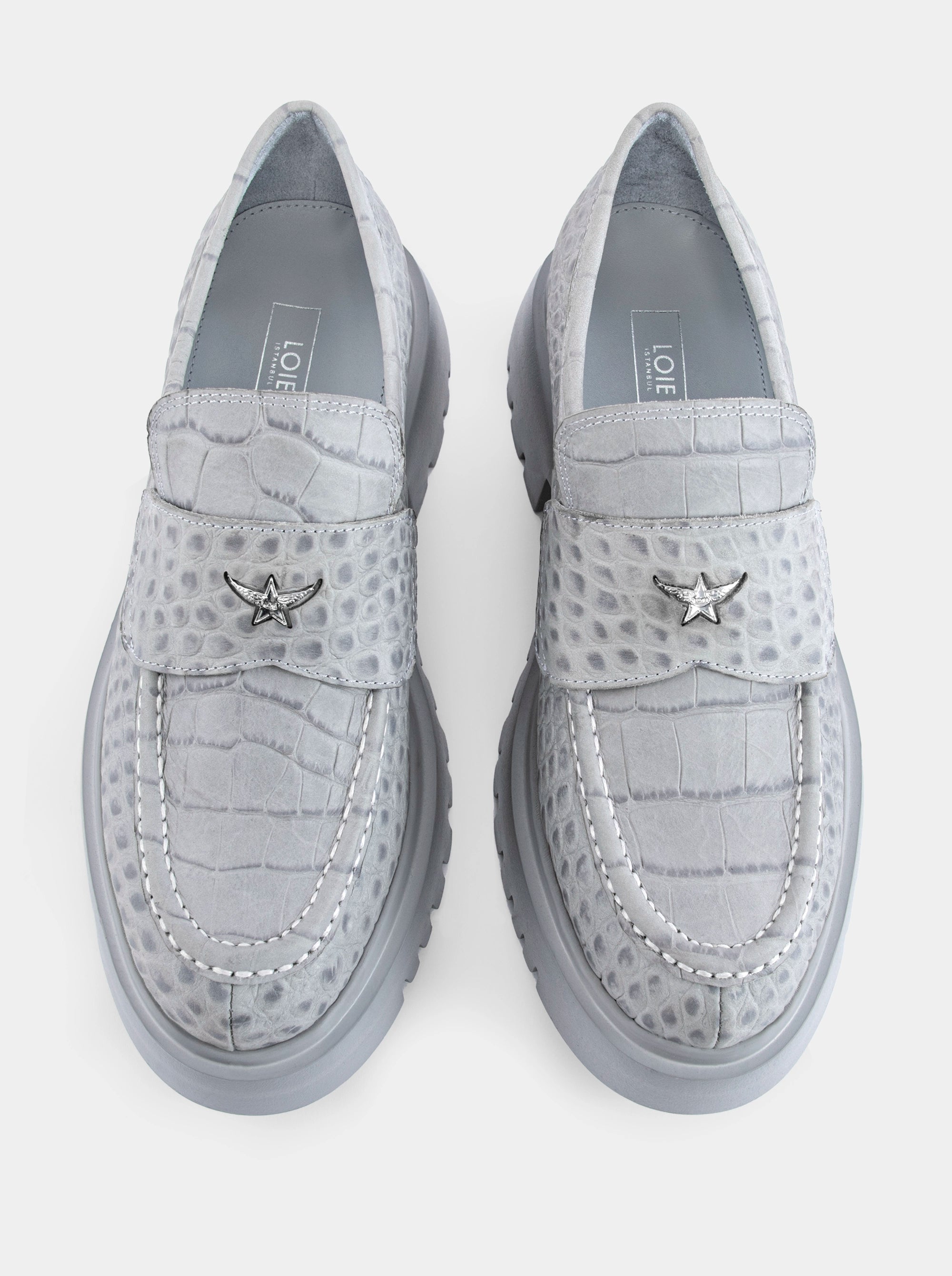 NEW MAC GRAY CROCO SHOES