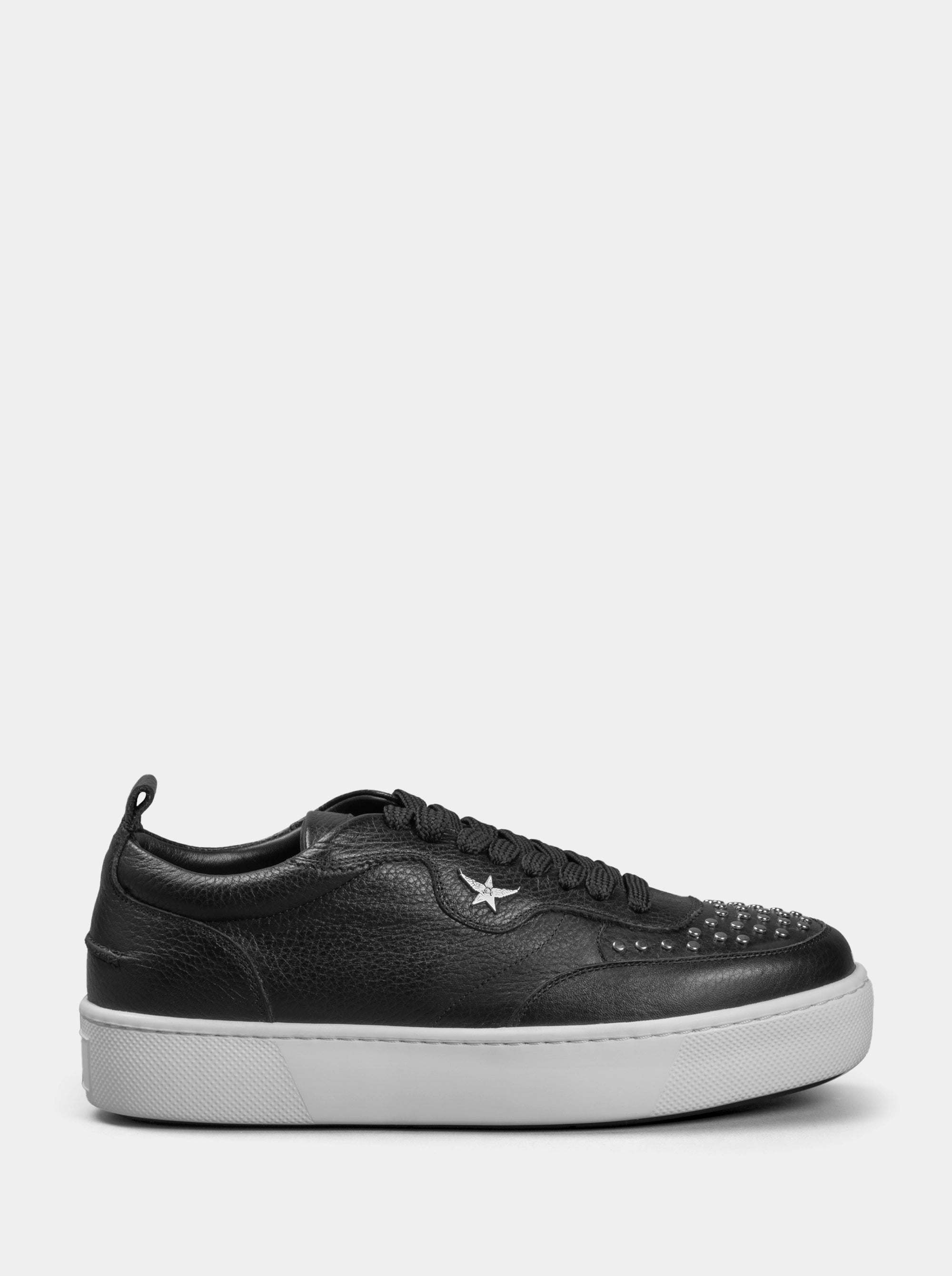 STAR PIN BLACK SNEAKERS