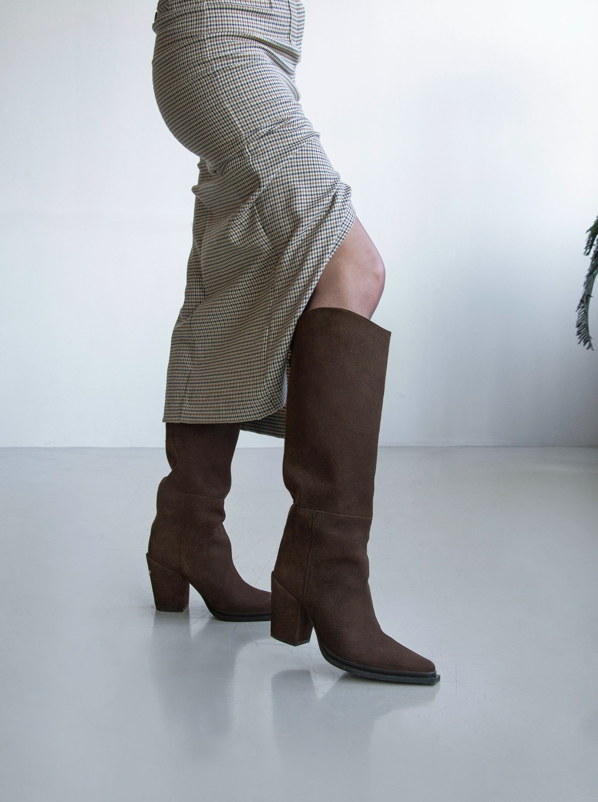 SUSANE BROWN SUEDE BOOTS