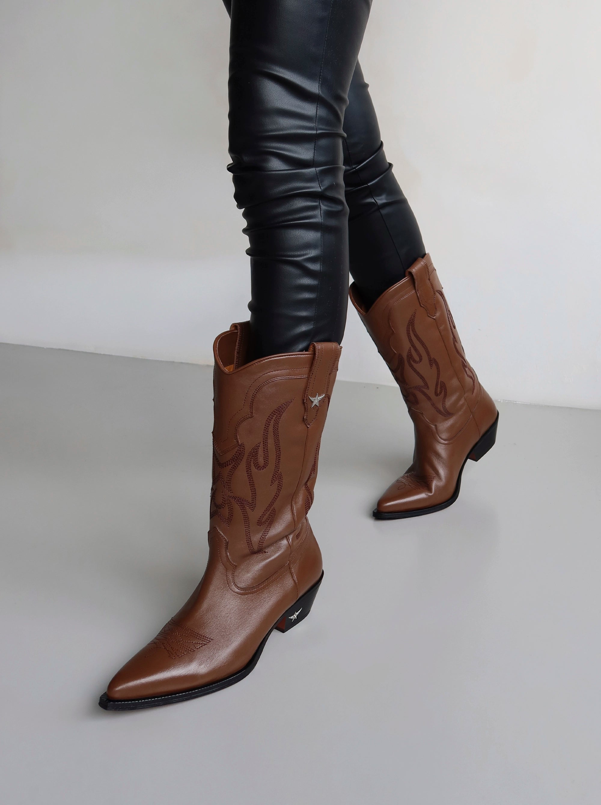 TEXAS BROWN LEATHER BOOTS