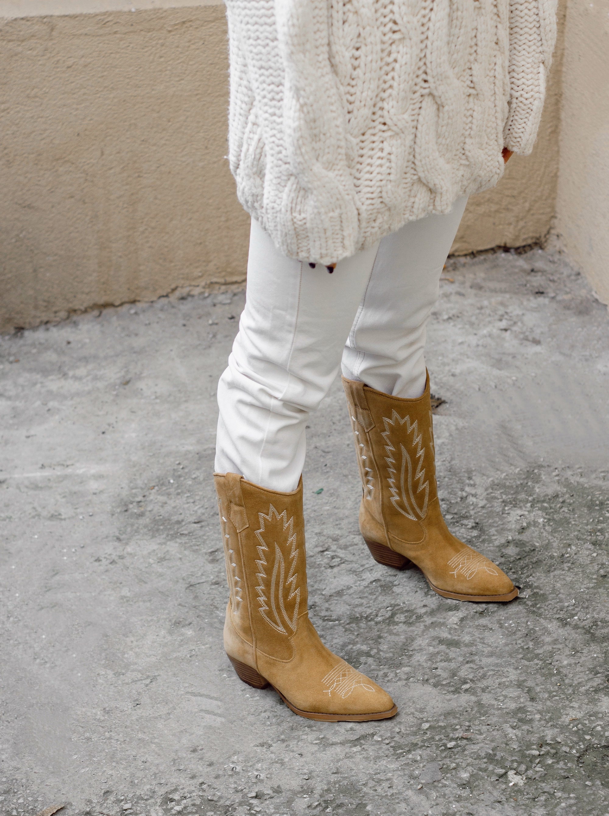 WEST MAS CAMEL SUEDE BOOTS